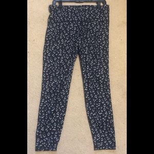 Athletic leggings by Old Navy. Size large.